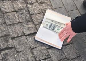 В Виннице задержали госинспектора за предложение взятки сотруднику СБУ (фото)