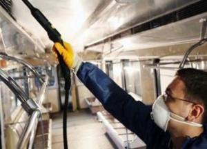 В Киеве дезинфицируют вагоны метро из-за коронавируса