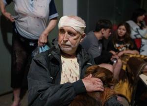 Під завалами досі можуть бути люди: у Києві вже 77 постраждалих, є тяжкі (фото, відео)