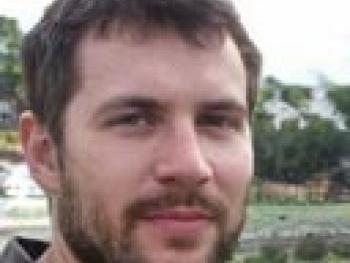 Руслан  Якушев