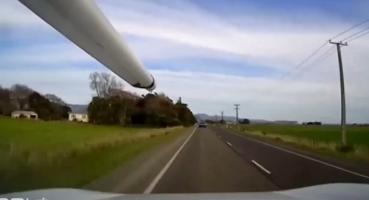 Блакитно-помаранчевий спалах і відчуття землетрусу: у небі над Новою Зеландією згорів метеор (відео)