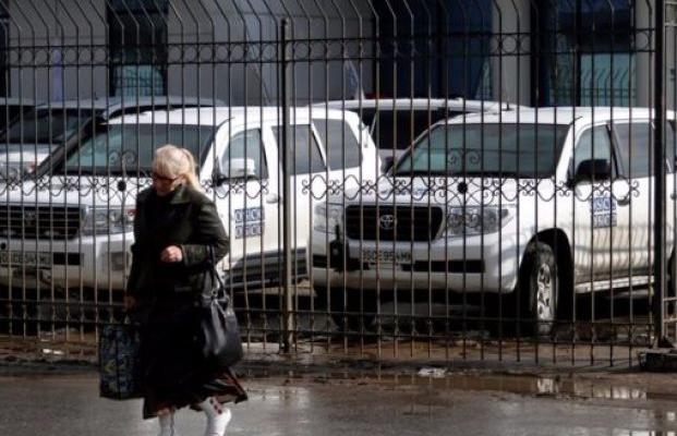 Луганск: как покупаются дипломы, машины и жилье