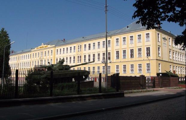 Знищення Академії сухопутних військ: безнадійний ідіотизм, чи агентурна спецоперація?