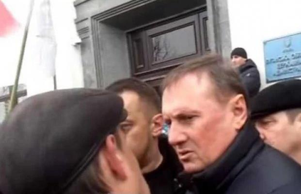 Наміри силовиків зайнятися поплічниками Єфремова можуть свідчити про спробу зламати «ЛНР»