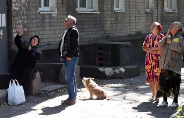 Будни «ЛНР»: в Луганске границы становятся последним рубежом жизни