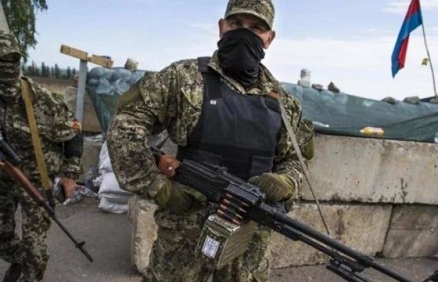 Скандал на рівні міністерства: бойовики «ДНР» продавали зброю до Росії