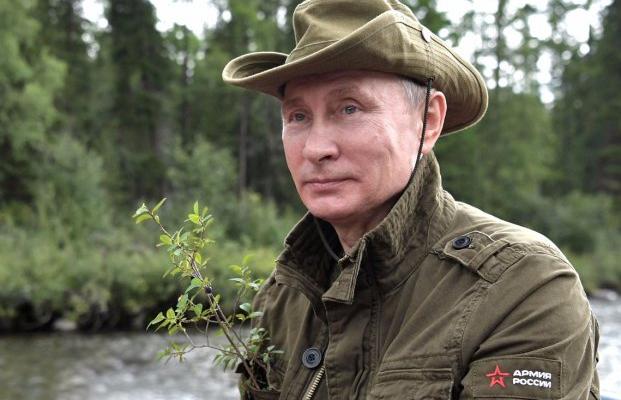 Война на Донбассе: какого подарка Путин ждет на день рождения