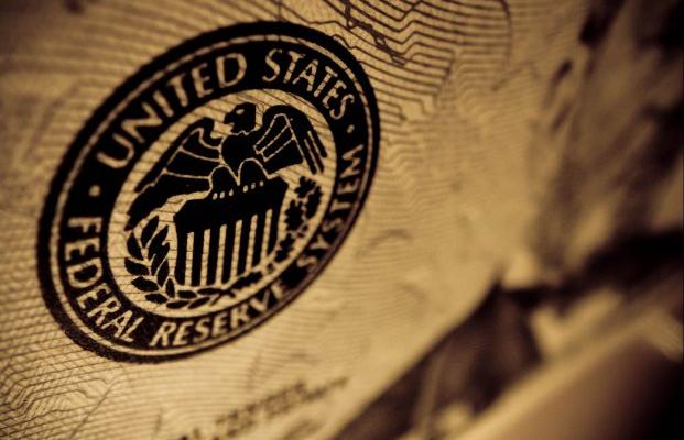  ФРС США меняет политику: как это скажется на курсе гривны