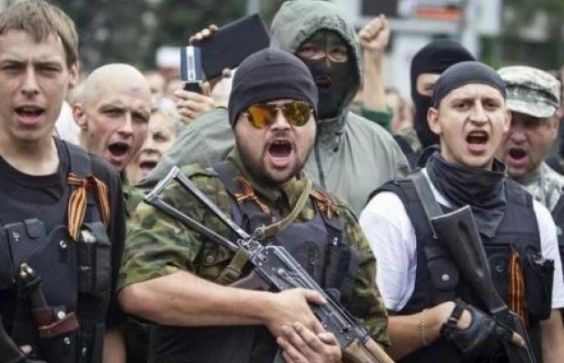 Примусова мобілізація та покарання: як у «ДНР» готуються до Дня Незалежності