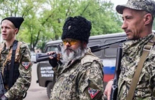 Грабунки та вбивства: на Донбас повертаються козаки