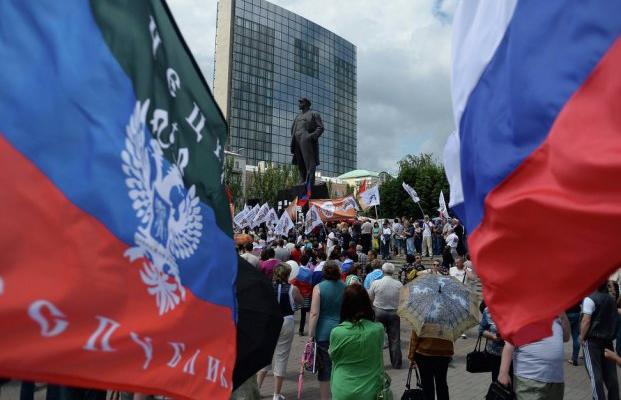 Четыре алкаша и баррикада: как начиналась «ДНР»